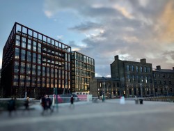 D2-Kings Cross~Emma Porter