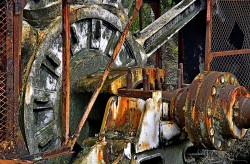 E4-Rusty Machinery~Nigel Sutton