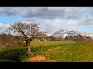 Ingleborough snow