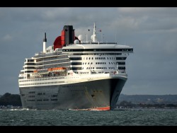 M-Queen Mary 2, Leaving Southampton